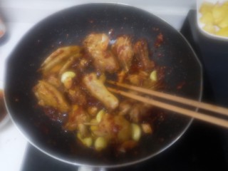 16、魔芋烧鸭,大火炒出香味