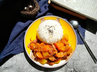 13、咖喱牛肉饭,完成。