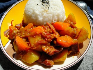 14、咖喱牛肉饭,完成。