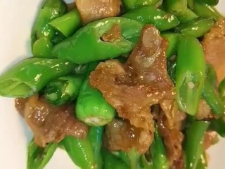 8、辣椒炒肉,辣椒炒肉完成了