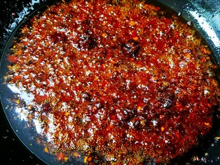 9、川菜之灵魂–毛血旺,小火炒至融化