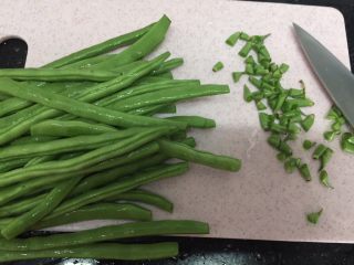 7、新荷塘月色,四季豆去头去尾