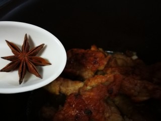 17、地方美食家里吃之河南小酥肉,加入八角 炖制2-3小时