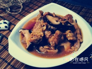 18、地方美食家里吃之河南小酥肉,软烂香滑的小酥肉就可以出锅了????