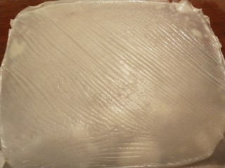 19、广州肠粉,蒸好的肠粉。