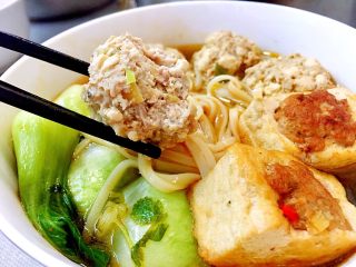 41、客家美味➕酿豆腐青菜煲,豆腐丸子嫩嫩哒,自己做的丸子,吃的放心