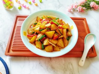 12、红烧土豆,色香味俱全！ 