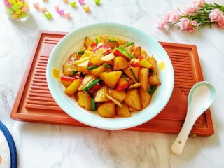 14、红烧土豆,小妞都等不及了！ 