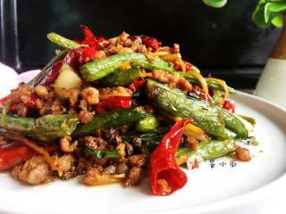 17、干煸芸豆,铛铛铛，开饭啦，一盘子我一个人都可以扫完~