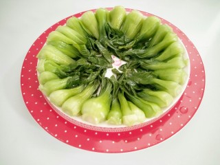 11、鱼香肉丝,摆盘备用。