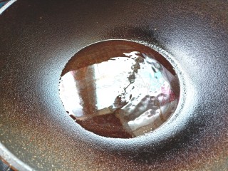 9、炒豌豆凉粉,起锅烧油