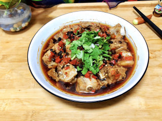 24、豆豉剁椒蒸排骨,成品二