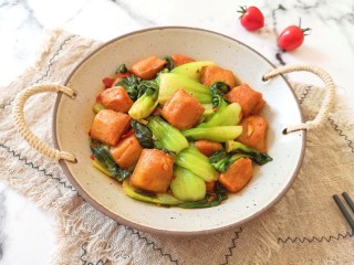 14、油菜豆腐,豆腐有嚼劲，油菜鲜嫩。