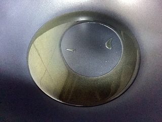 7、酸辣汤羊肉卷,热锅倒油烧至八成热。