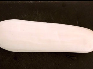 2、醋溜藕片,鲜藕清洗干净后削皮