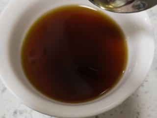 9、青椒酿肉,调好的料汁