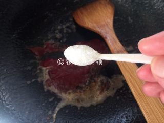 10、茄汁金银豆腐,放糖。