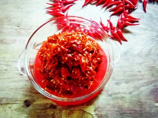 13、川味调味料一糍粑海椒,糍粑海椒成品。