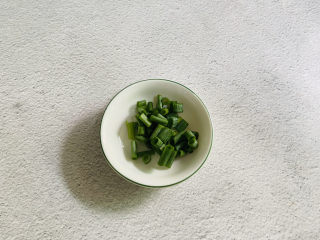 5、木耳炒山药,葱花