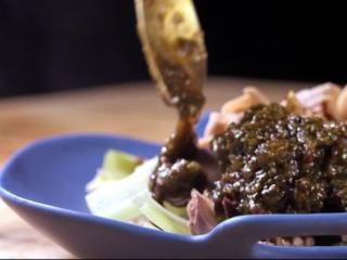 6、【椒麻鸡杂】—川菜独特味型的典范,淋在鸡杂表面即可