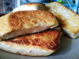 11、美味素菜之卤豆腐＋卤蛋,盛出待用