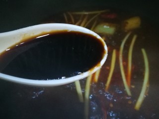 15、美味素菜之卤豆腐＋卤蛋,加入生抽