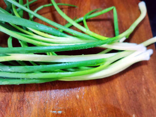 4、萝卜干炒肉,葱