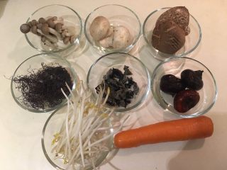 1、罗汉斋,素的！至少8样