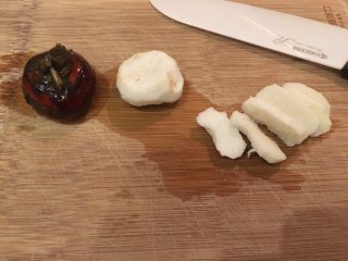 2、罗汉斋,荸荠去皮切片