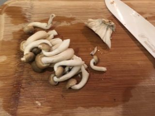 8、罗汉斋,蟹味菇去蒂