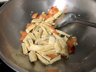 21、腐竹炒木耳,下腐竹