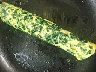 16、菠菜蛋卷,卷好了