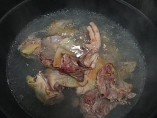 1、好好ci牌 凉拌鸡,鸡热水煮掉血水