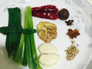 2、好好ci牌 凉拌鸡,备好二次煮鸡的调料～