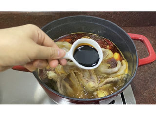 8、麻辣鸭翅,酱油20克