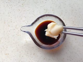 13、花开富贵-味极鲜黄芽菜,加入1勺猪油