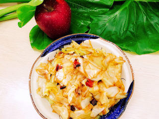 12、手撕包菜,成品图