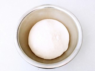 6、农夫面包,发酵到双倍大。