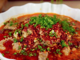 25、开胃菜*薄荷水煮牛肉,撒上葱花