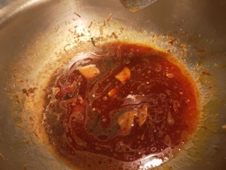 6、麻辣水煮鱼片/懒人版,加清水。