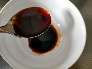 3、红烧豆皮,醋一勺