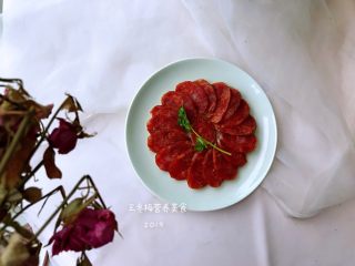 8、麻辣香肠,成品。