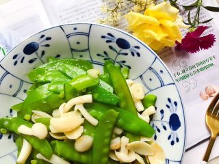 18、百合玉菇荷兰豆,清爽好吃有营养