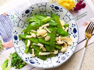 20、百合玉菇荷兰豆,成品图