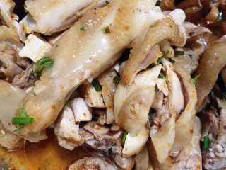 9、椒麻鸡,拌匀即可