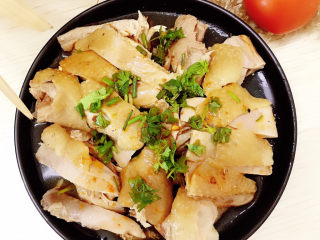 10、椒麻鸡,装盘