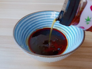 8、醋溜大白菜,果醋放半勺就可以。