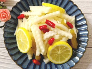 11、柠檬泡椒萝卜条,成品图