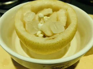 11、川贝炖雪梨,加冰糖；