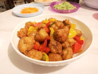 17、红烧豆腐丸子,就可以出锅啦。